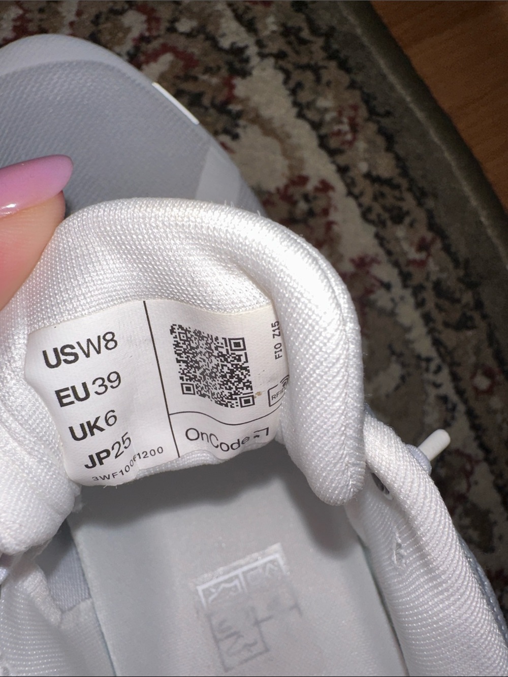 On Women’s Cloud 6  Lightweight Sneakers - Picture 4 of 4
